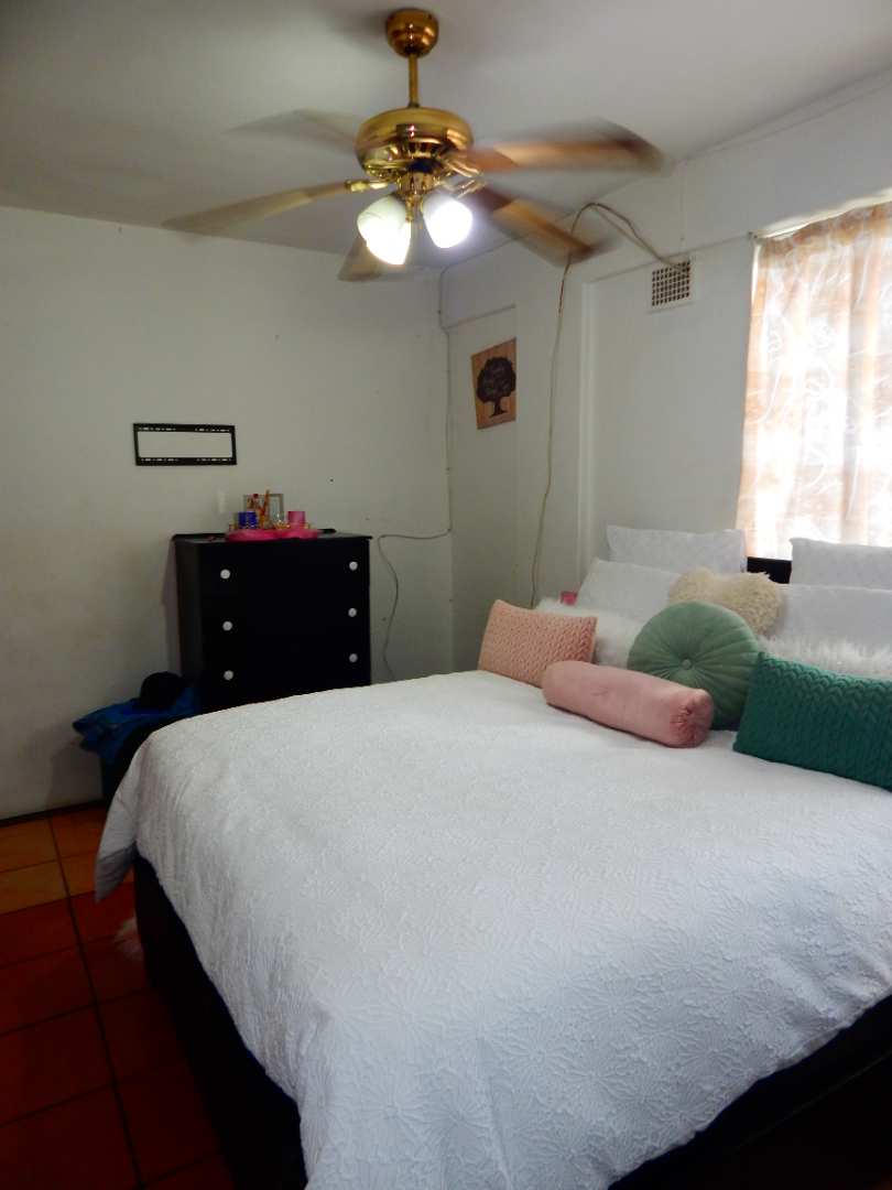 2 Bedroom Property for Sale in Rustenburg North West